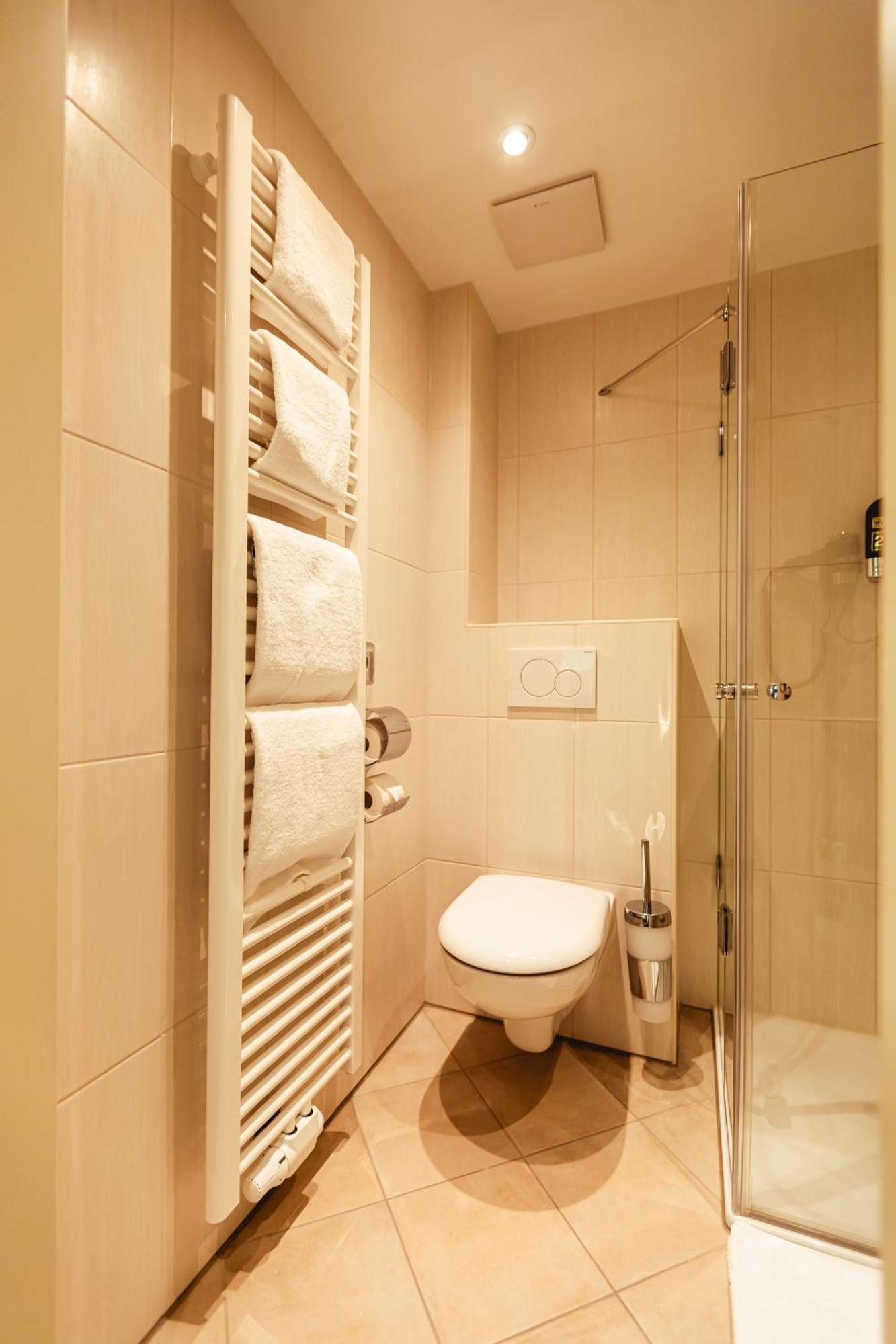 Hotel & Restaurant Hubertus เซห์นเดอ ภายนอก รูปภาพ